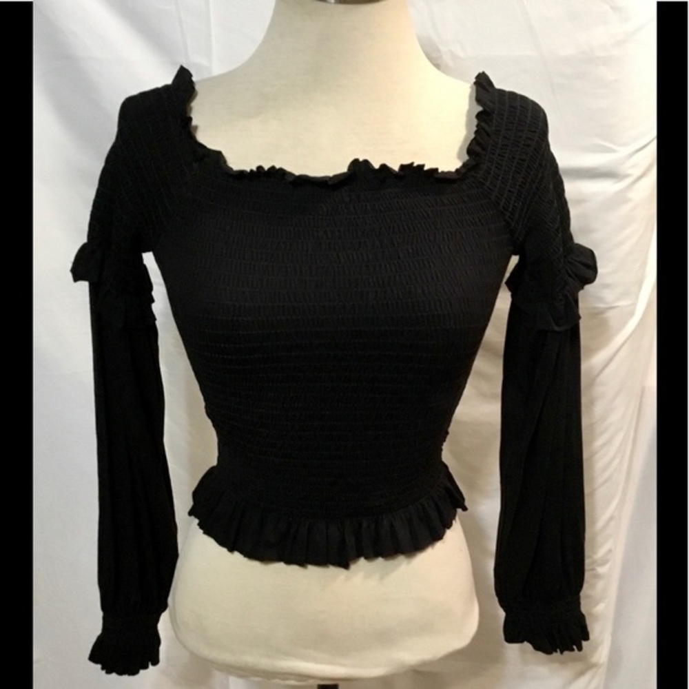 Scotty Black Long Sleeve Crop Top
